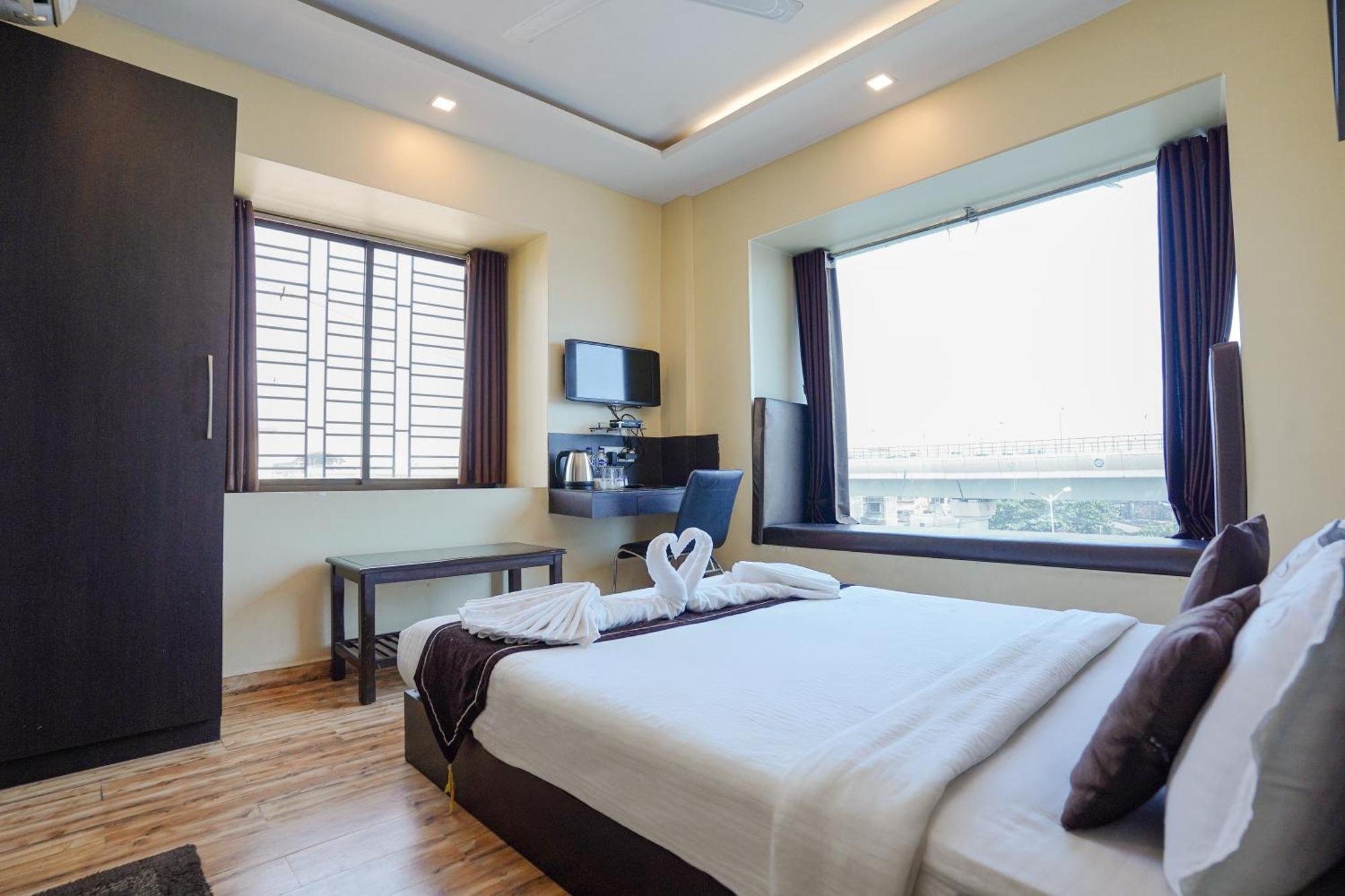 Hotel Sheldon International Near Science City Колката Екстериор снимка