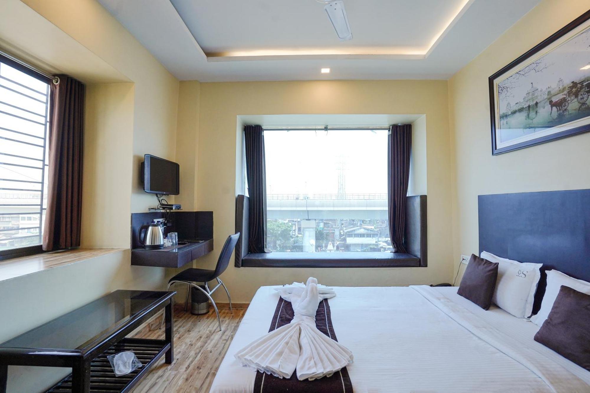 Hotel Sheldon International Near Science City Колката Екстериор снимка